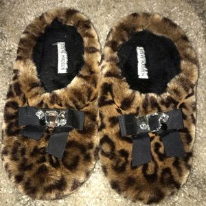 Steve Madden Fluffy Cheetah Slippers
